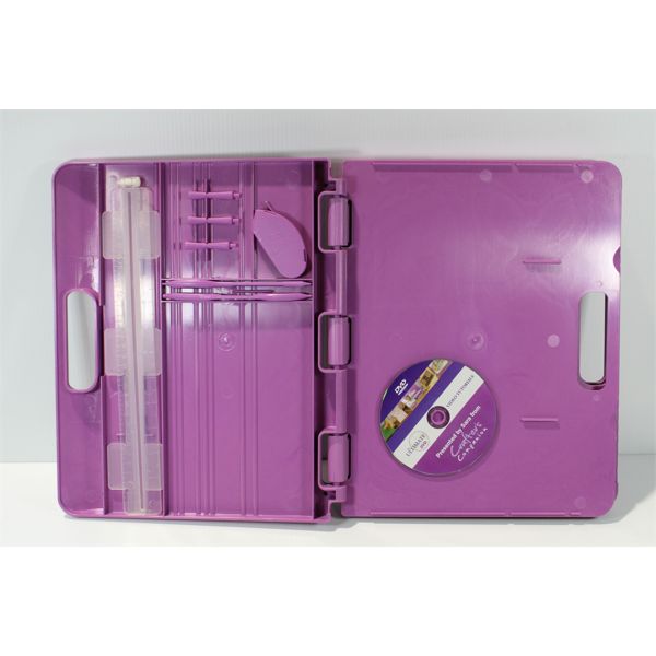 THE ULTIMATE COMPANION CRAFTING CASE