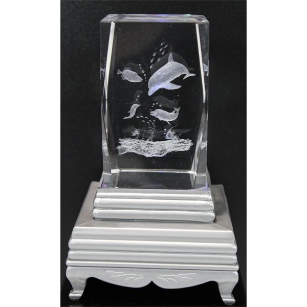 GLASS CRYSTAL W/DOLPHINS LASER ETCHING