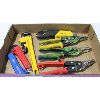 Image 1 : FLAT W/ 3 TINSNIPS, PIPE WRENCH & 3 BOX CUTTERS