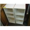 Image 1 : 2 SMALL WHITE SHELF UNITS