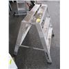 Image 2 : 3-STEP FAT-TOP SAW HORSE LADDER