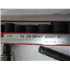 Image 2 : 1/2" IMPACT GUN W/ 1/2" DEEP & SHALLOW SOCKETS