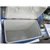 Image 2 : BLUE COLEMAN COOLER
