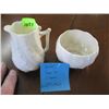 Image 1 : BELLEEK SCROLL CREAM & SUGAR - 2ND MARK