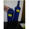Image 1 : 2 - BLUE VASES