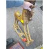 Image 2 : MARTHA STEWART DECORATIVE WOODEN HORSE