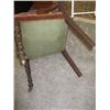 Image 2 : MATCHING EASTLAKE UPHOLSTERED CHAIR