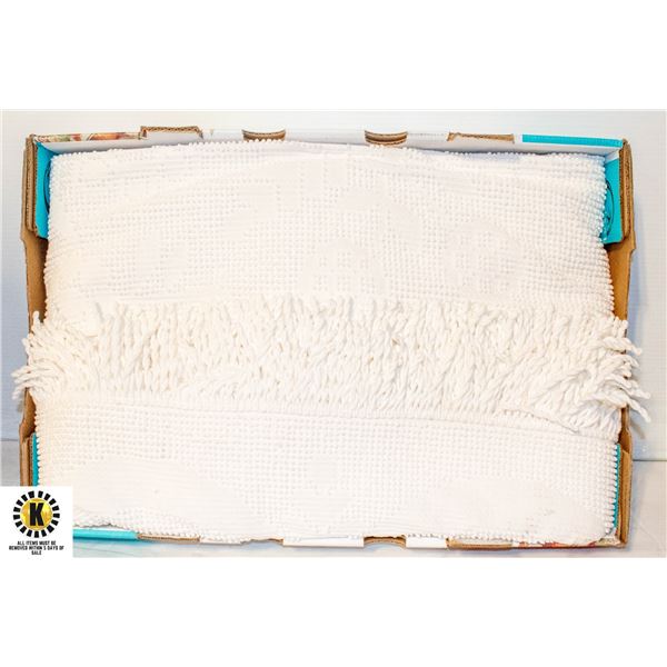 VINTAGE COTTON CHENILLE BEDSPREAD WHITE,