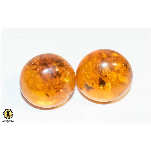 PAIR OF VINTAGE AMBER EARRING