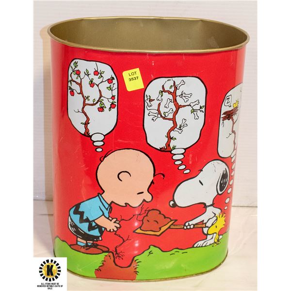 LARGE PEANUTS METAL CANISTER