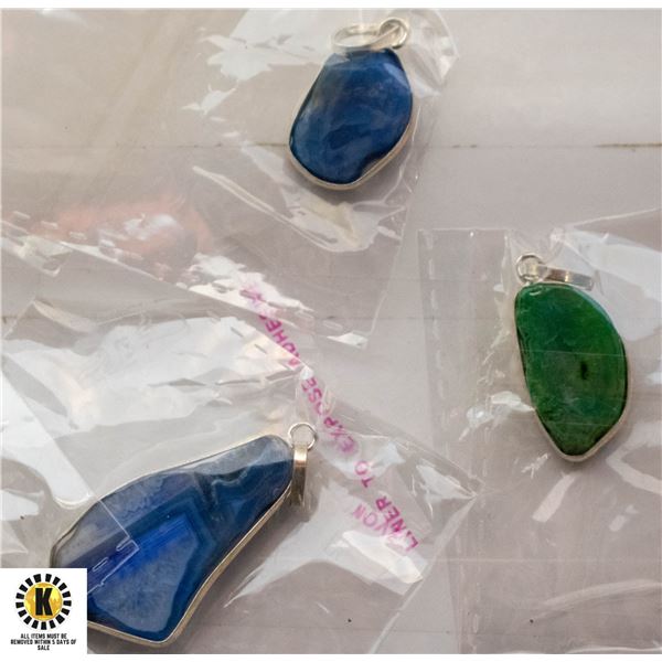 3 AGATE 925 SILVER PLATED PENDANTSÿ
