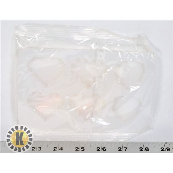 NEW ASSORTED STYLE HEART SHAPED SILICONE MOLD