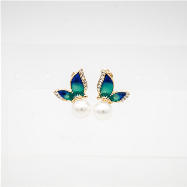 NEW GOLD PLATED BUTTERFLY THEMED EARRINGS