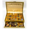 Image 1 : JEWELRY BOX FULL OF CONTENTS