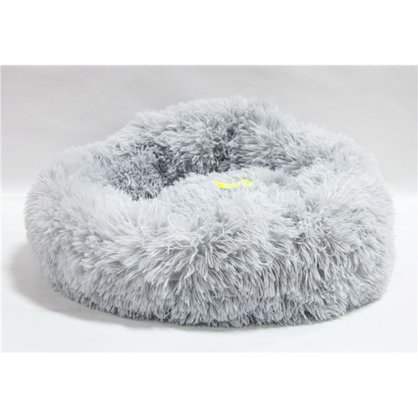 NEW HIGH WALLED SHAG PET BED