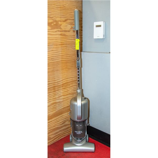 EURO-PROX 900 W STICK STYLE VACUUM