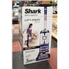 Image 1 : SHARK NV360 NAVIGATOR LIFT-AWAY DELUXE UPRIGHT