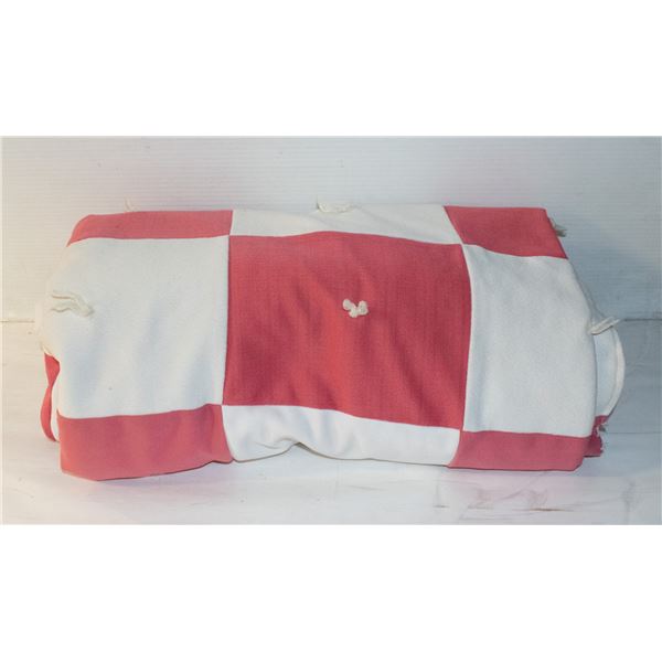 VINTAGE FULL SIZE PATCHWORK QUILT-ESTATE