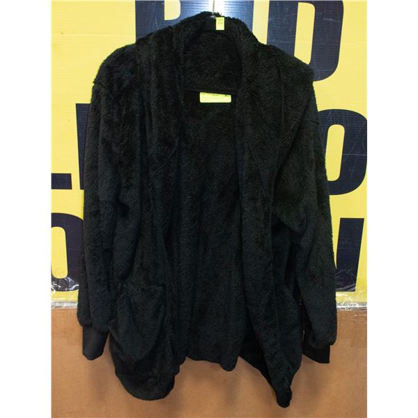 NEW PLUSH SIZE XL BLACK CARDIGAN