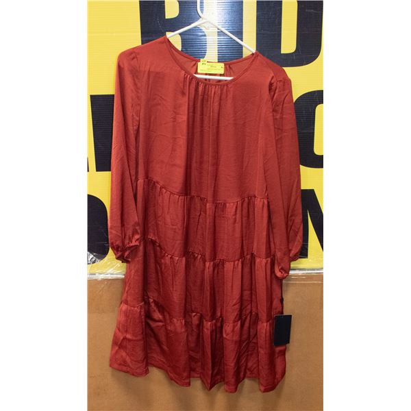 NEW TOMMY HILFIGER SIZE 8 LONG SLEEVE DRESS