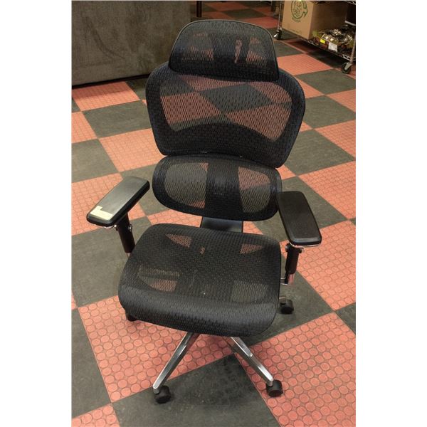 MESH BACK HYDRAULIC LIFT OFFICE CHAIR WITH