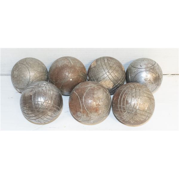7 METAL BALLS (BOCCE STYLE)