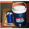 Image 1 : BOX WITH RUBBERMAID 2-GALLON WATER JUG