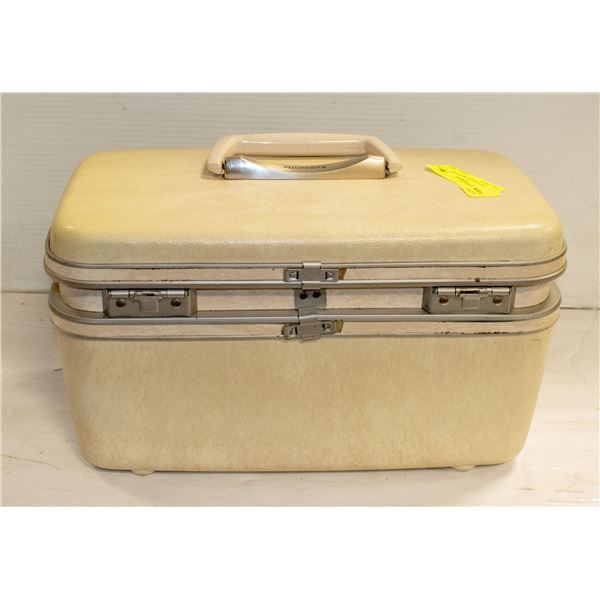 VINTAGE TRAVEL-MAKE UP SAMSONITE