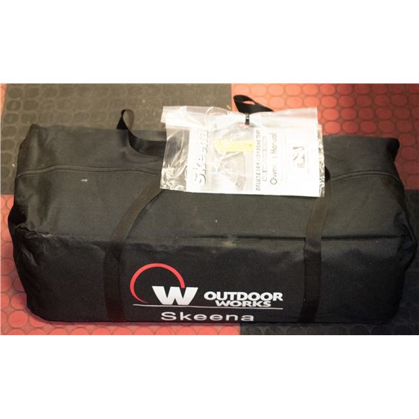 NEW OUTDOOR WORKS SKEENA DELUXE 19 FOOT