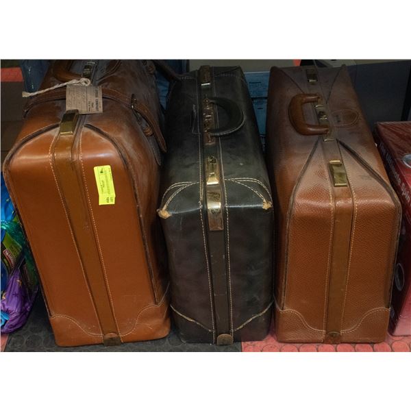3 VINTAGE SUITCASES (ESTATE)