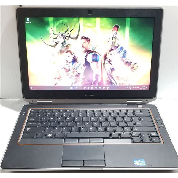 DELL LATITUDE LAPTOP i5 2.5GHz/ WIN 11 PRO