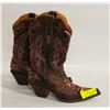 Image 1 : STETSON SIZE 8.5 SNAKE SKIN LEATHER COWBOY BOOTS