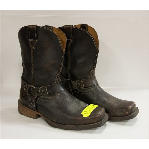 MENS SIZE 10 LEATHER ARIAT BIKER BOOTS