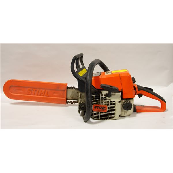 **FOR PARTS OR REBUILD** STIHL 025 GAS CHAINSAW