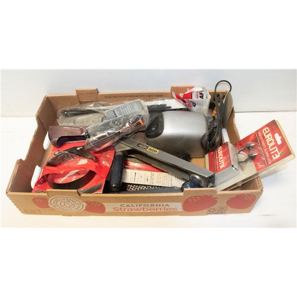 TRAY OF ASSORTED SHOP TOOLS