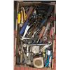 Image 1 : TRAY OF SHOP TOOLS & MISCELLANEOUS