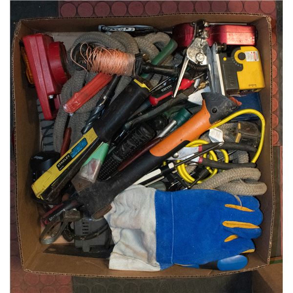 TRAY OF SHOP MISCELLANEOUS AND TOOLS