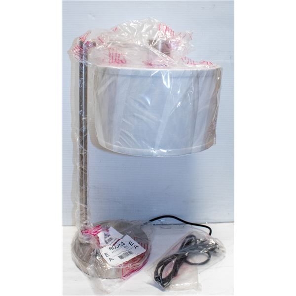 LED TABLE LAMP BRUSHED NICKEL COLLECTION - NEW