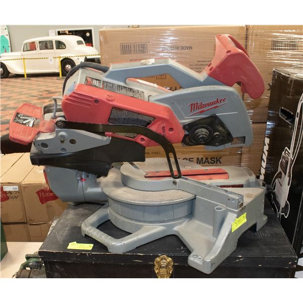 MILWAUKEE 12" COMPOUND MITRE SAW