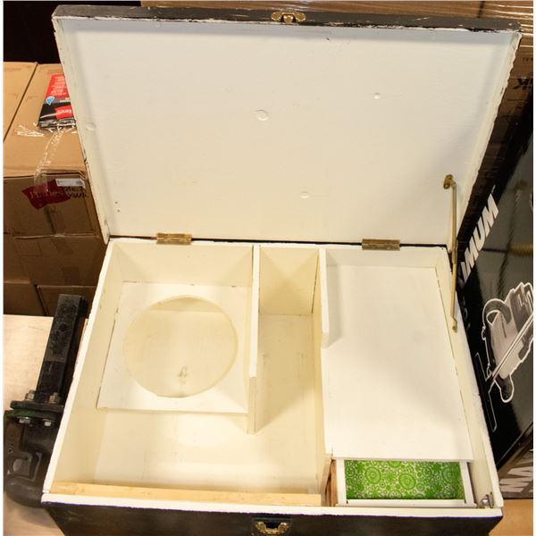 VINTAGE HANDMADE WOOD CAMPERS UTILITY BOX