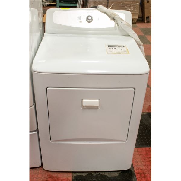 BRADA WHITE TOP HEAD DRYER