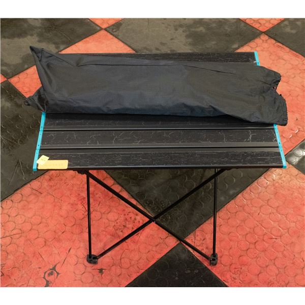 NEW PORTABLE FOLDING CAMPING TABLE WITH BAG AND