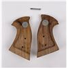 Image 2 : Smith and Wesson K Frame Pistol Grips