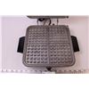Image 3 : Vintage Magic maid Waffle Iron (Works)