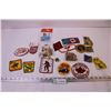 Image 1 : (16) Canada Themed Patches and (2) Bags of Assorted Pins (Canadian Sports events and Provincial Pins