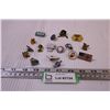 Image 1 : Bag of 17 USA Pins