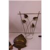 Image 4 : (6) Decorative Wall Hangers + Vase w/ Fake Flowers