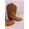 Image 3 : Pair of Gringoby Artina Cowboy Boots (Size 8D)