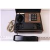Image 3 : Vintage Desk Phone