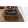 Image 4 : Antique "Edison Standard Phonograph" cylinder machine with 32" horn (SN610273) - working